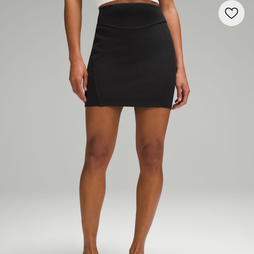 Lululemon Scuba High Rise Mini Skirt L